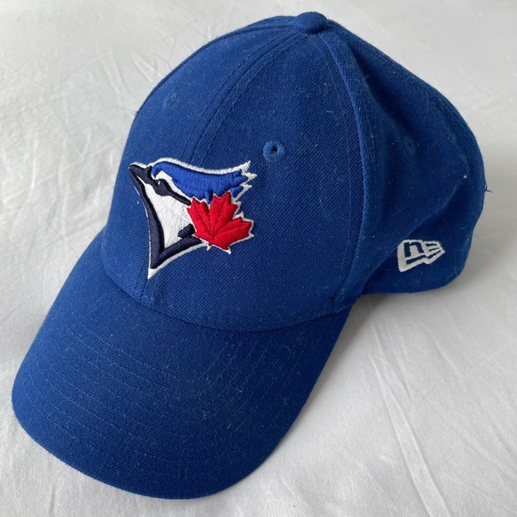 Hat - Picture 1 of 2